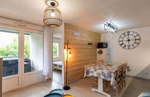 Luz-Saint-Sauveur Apartment | Cozy 2-Bedroom Apartment with Terrace, Pool, and Parking in Luz-Saint-Sauveur
