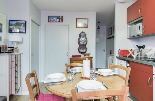 Cauterets Apartment | Cozy 4-Person Apartment in Central Cauterets, Close to Ski Lift, Spa, and Amenities