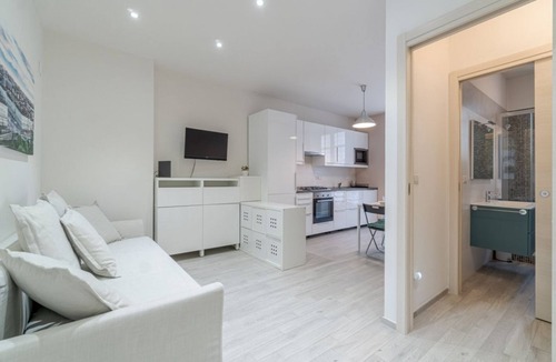 San Paolo Apartment | Cozy and bright apartment located in a prestigious area of the city near the Polytechnic, located less than 2 km from the flat, and well connected to the historic center thanks to public transport that allows you to reach all the points of interest in th