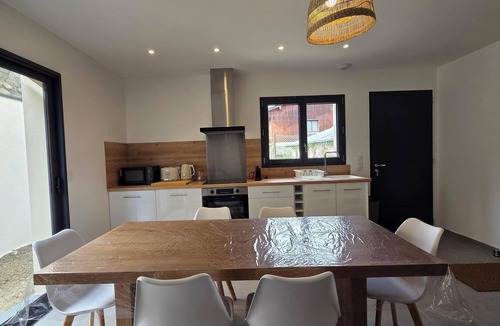 Formigueres Apartment | COZY APARTMENT IN FORMIGUERES, SLEEPS 6–8