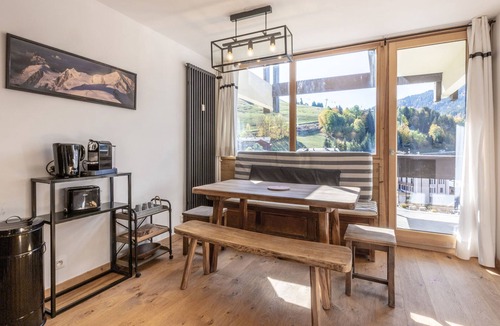 La Clusaz Apartment | Cozy apartment in La Clusaz, pets allowed, close to shops