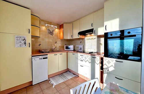 Veyrier-du-Lac Apartment | Cozy apartment with terrace and parking in Annecy