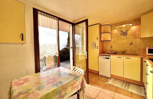 Veyrier-du-Lac Apartment | Cozy apartment with terrace and parking in Annecy
