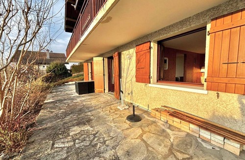 Veyrier-du-Lac Apartment | Cozy apartment with terrace and parking in Annecy