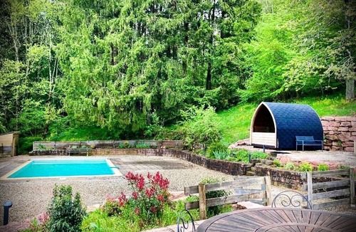 Mesnil Sous Les Cotes Ski Chalet | Cozy chalet and not overlooked in the heart of nature "Le Blanchepierre