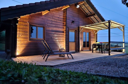 Barbas Cottage | Cozy chalet with garden, parking, and EV charging at the Vosges entrance