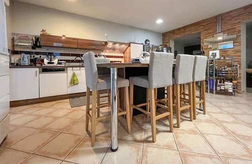 Cabannes House | Cozy home in Cabannes with private swimming pool, can be inside or outside