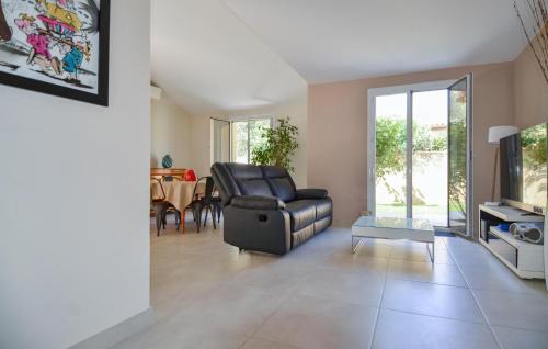 Marguerittes House | Cozy Home In Marguerittes