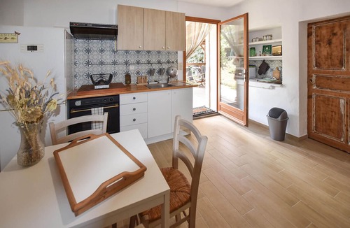 Marsanne House | Cozy home in Marsanne