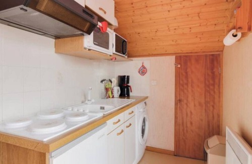 Cauterets Apartment | Cozy mountain chalet with private garden, pets allowed, in Cauterets