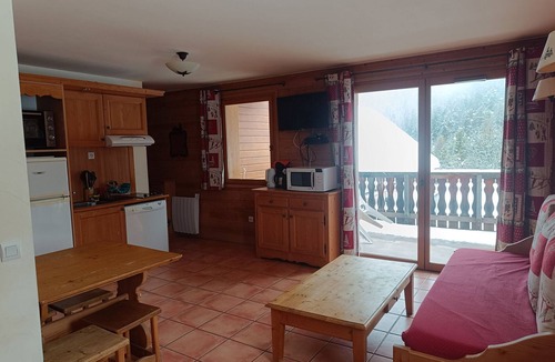 Pra Loup Apartment | Cozy Studio 4 Guests, Balcony, Parking, WIFI in Pra-Loup