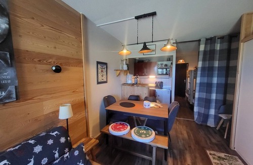 Montgenevre Apartment | Cozy Studio for 4 at the Foot of Montgenèvre Slopes with Balcony and Ski Storage