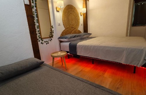 Le Val House | Cozy studio in medieval town