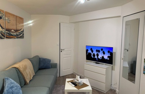 Saint-Etienne Apartment | Cozy studio in the heart of Les Carmes