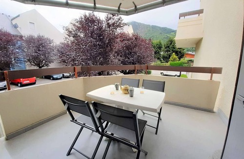 Saint-Lary-Soulan Apartment | Cozy T2 for 4 with South-West Balcony, Parking, and Ski Storage in Saint-Lary-Soulan