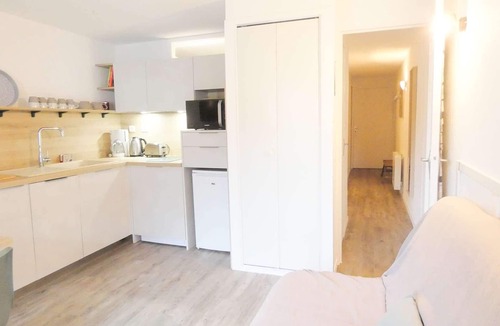 Saint-Lary-Soulan Apartment | Cozy T2 for 6 with Balcony, Parking, and Amenities in Saint-Lary-Soulan