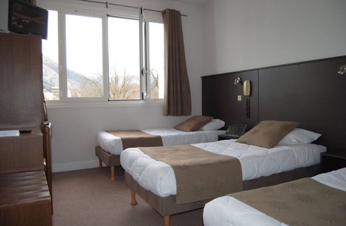 Lourdes Hotel | Cozy Unit for a Relaxing and Unforgettable Trip! Near Prime Attractions!