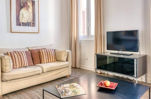 Saint - Aubin - Dupuy Apartment | Cozy Vacation Rental in Toulouse, France