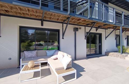 Jeanmenil House | Détente en Famille avec Terrasse et Accès Piscine - FR-1-589-825
