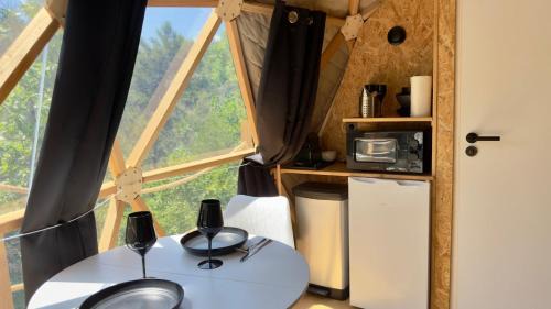 L'Escarene Apartment | Dôme Bulle Climatisé Balnéothérapie