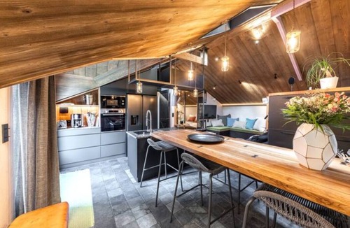 Saint-Servan Villa | Demeure à Fleur de Rance - Villa 30 Personnes - Calme, Confortable, Authentique