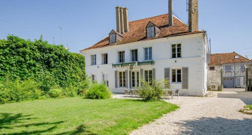 Brienne-le-Chateau House | Demeures des grands lacs de champagne