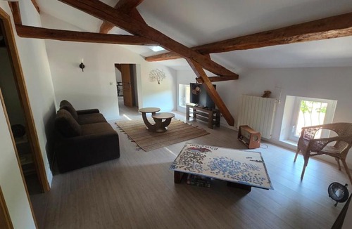 Noe House | des roses et des orties