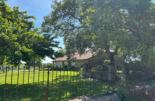 Peyrusse-Grande House | Detached holidayhome with swimming pool, 3 bedrooms