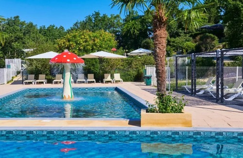 Mauroux Villa | Detached villa for 6 people, 1 bathroom, sleeps 6