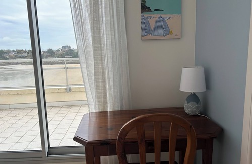 Dinard Apartment | Dinard, Apartment 6 people, Sea view, Immediate access to the beach