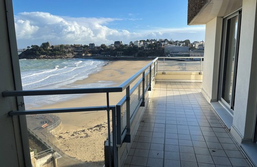Dinard Apartment | Dinard, Apartment 6 people, Sea view, Immediate access to the beach