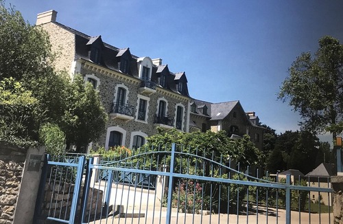 Dinard Apartment | Direct Priory Park -Exceptional beach view St Malo St Servan Solidor