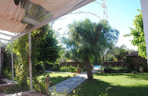 Sollies Pont House | Discover the charm of Provence in this magnificent family home.