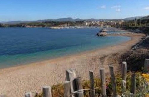 Six-Fours-les-Plages Apartment | Domaine de la Coudouliere