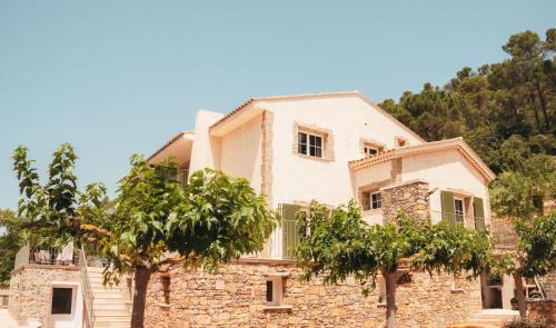 Le Val House | Domaine du PIAOU "chambres & table d'hôte"