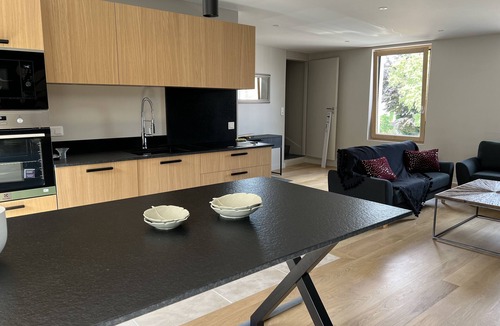 Prehy Apartment | Domaine Gueguen - Apartment with 2 rooms