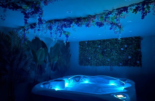 Berre-des-Alpes Apartment | Domaine Le Rocher d Argent avec Piscine Extérieur ,Jacuzzi Intérieur et Salle de jeux