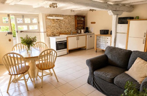 Catus Apartment | Domaine Pagel Gîte nature piscine chauffée vaste jardin avec activités enfants
