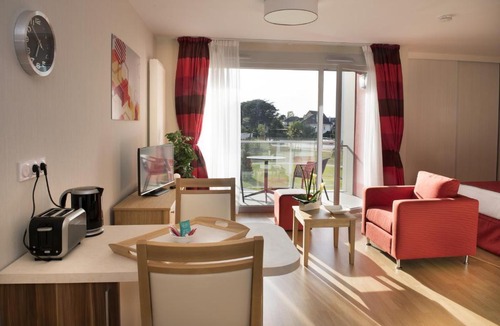 Pau Nord Apartment | Domitys Le Palmier du Roi
