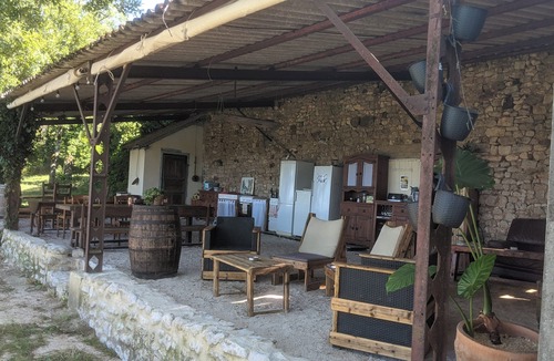 Le Vigan RV Rental | DOUBLE TENTS FOR 4 PEOPLE IN THE HEART OF NATURE! Espace ERICA