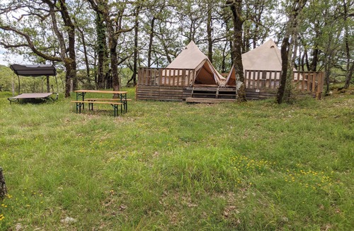 Le Vigan House | DOUBLE TENTS FOR 4 PEOPLE IN THE HEART OF NATURE! Espace Orchidée!
