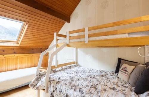 Saint-Lary-Soulan Apartment | Duplex 6 personnes à Saint Lary village avec parking - FR-1-296-297