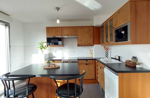 ZAC Andromede Apartment | Duplex 93m2- 2 bathrooms- Toulouse Airport- 8people