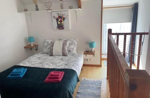 Saint-Glen House | Duplex fonctionnel au coeur de la campagne