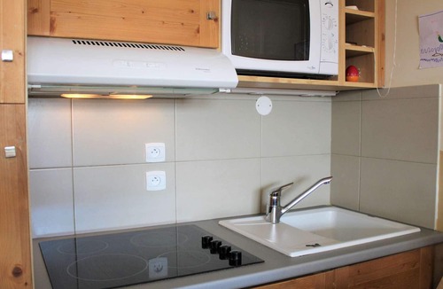 Les Claux Apartment | Duplex Ski Apartment, 6 People, Pool Access, Near Slopes in Vars