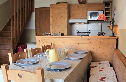 Les Claux Apartment | Duplex Ski Apartment, 6 People, Pool Access, Near Slopes in Vars