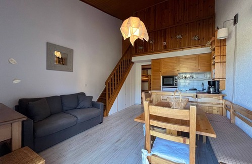 Le Super-Sauze Apartment | Duplex T2 apartment on slope for 6 people with ski box in Super-Sauze
