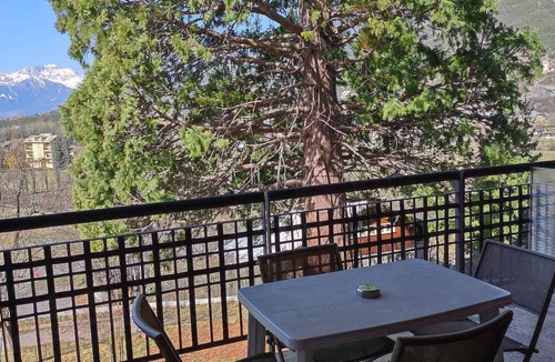 Jausiers Apartment | Duplex T3 in Jausiers - 6 people, terrace, parking