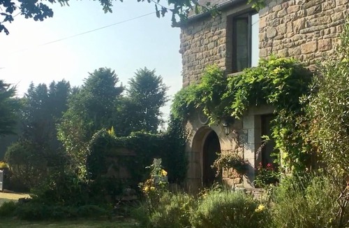 Megrit House | Elegant Country Hamlet Life Between Ancient Villages and the Ocean!