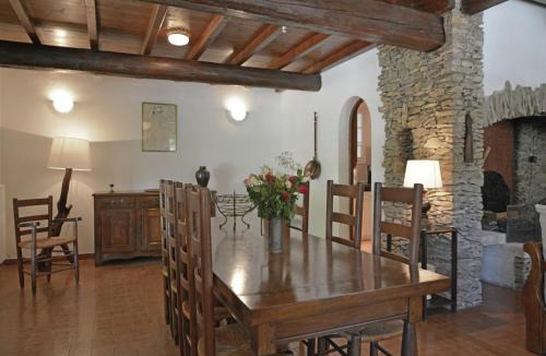 Beaucaire Villa | Elegant Mansion in Provence